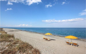1 Bedroom Amazing Apartment In Portigliola